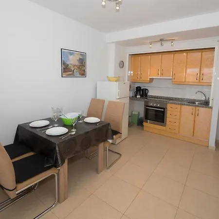 Ambar Beach 115B - Apartment On The Beach, Calpe *